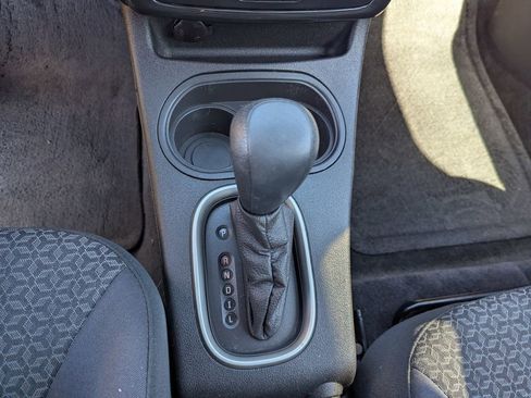 Used 2009 Pontiac G5 FWD image 17