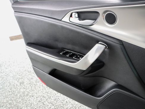 Used 2022 Kia Stinger GT1 RWD image 21