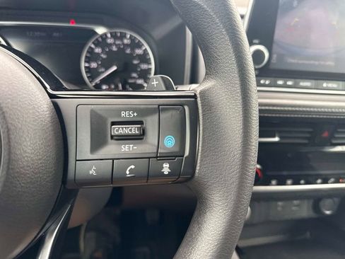 Used 2021 Nissan Rogue SV AWD/4WD image 27