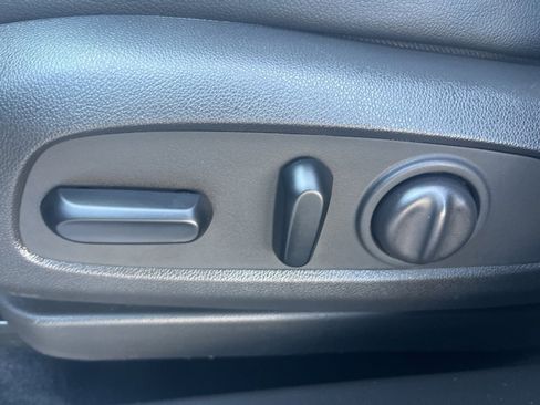 Used 2022 Buick Encore GX Select image 15