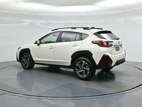 Used 2025 Subaru Crosstrek 2.0i Premium w/ Crosstrek Mirror Package AWD/4WD image 6