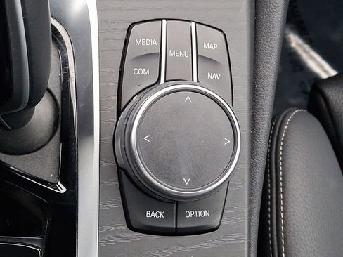 Used 2023 BMW 530i xDrive 530i xDrive w/ Premium Package image 16