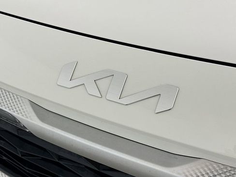 Used 2023 Kia Seltos S w/ Navigation Package image 28