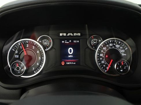 Used 2024 RAM 2500 Big Horn w/ Bed Utility Group image 11