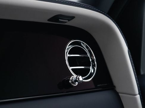Used 2026 Rolls-Royce Cullinan AWD/4WD image 49