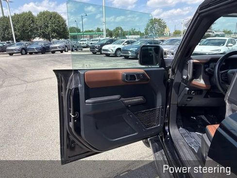 Used 2024 Ford Bronco Outer Banks AWD/4WD image 29