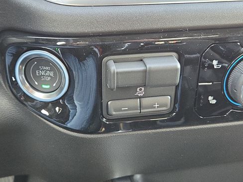 New 2026 Chevrolet Silverado 1500 LT image 33