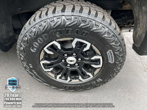 Used 2024 Chevrolet Silverado 1500 ZR2 w/ Technology Package image 38