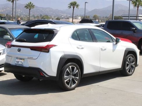 Certified 2024 Lexus UX 250h FWD image 21