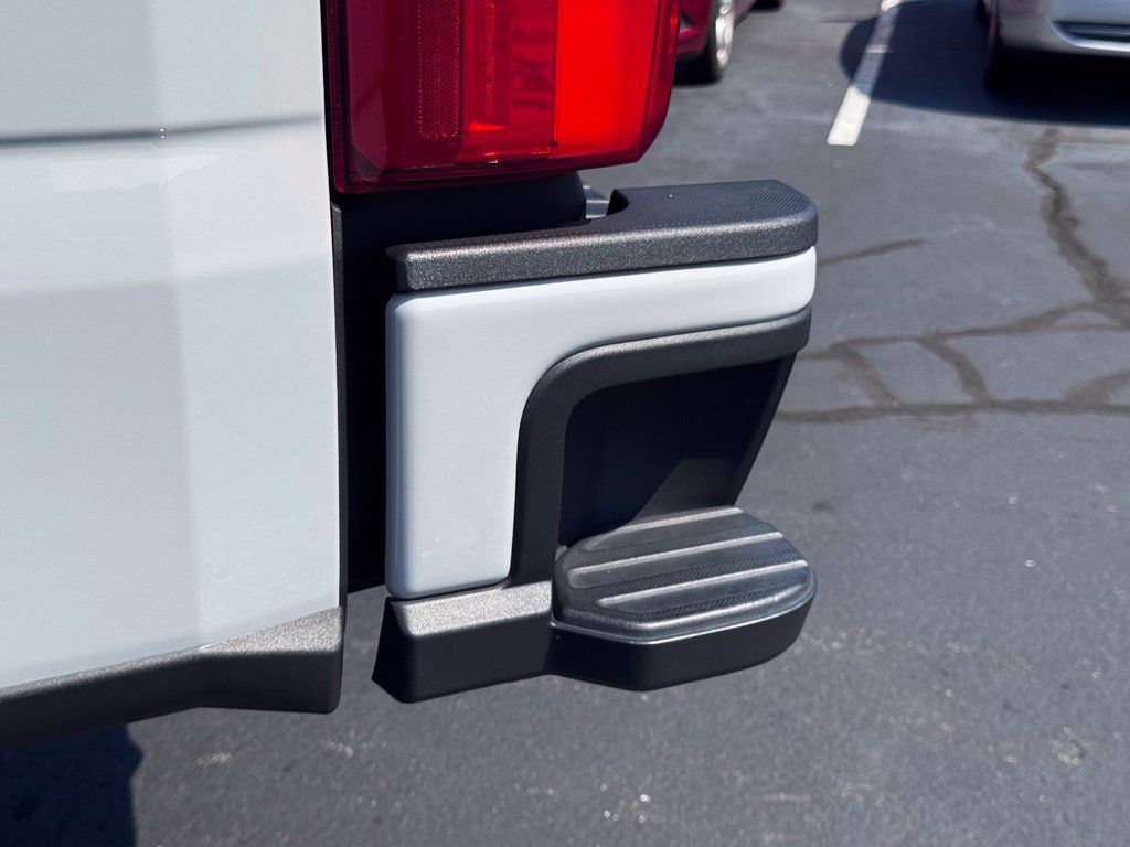 Used 2025 Ford F250 Platinum AWD/4WD image 45
