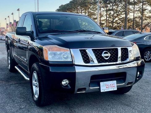 Used 2011 Nissan Titan SV w/ SV Value Truck Pkg image 2