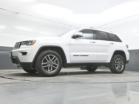Used 2021 Jeep Grand Cherokee Limited AWD/4WD image 37