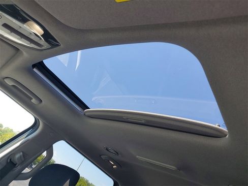 New 2026 Kia EV9 Light image 10