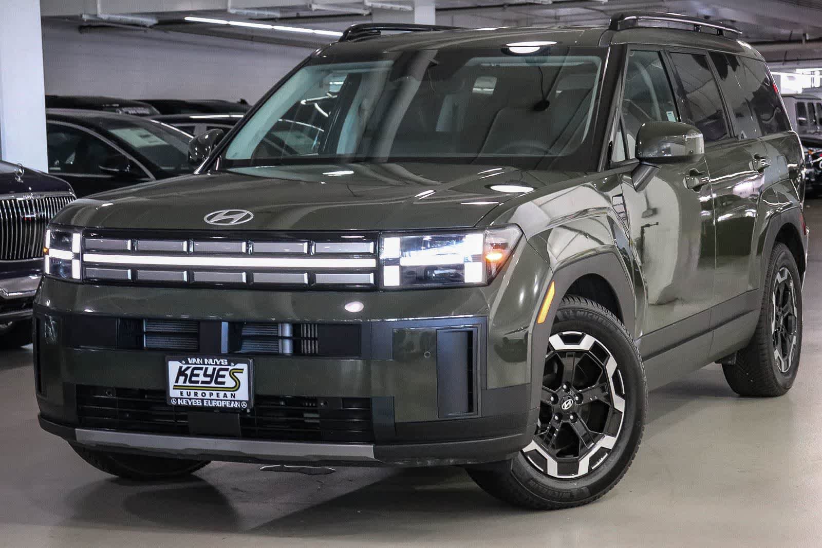 Used 2024 Hyundai Santa Fe SEL FWD image 1
