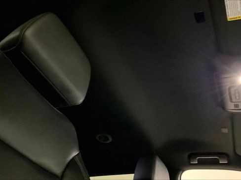 Used 2021 Chevrolet Tahoe LT image 23