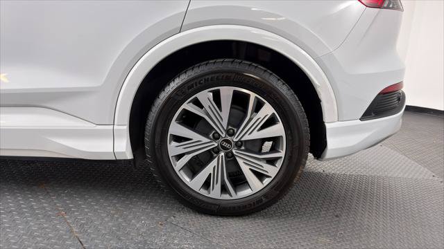 Used 2023 Audi Q4 e-tron Premium RWD image 38