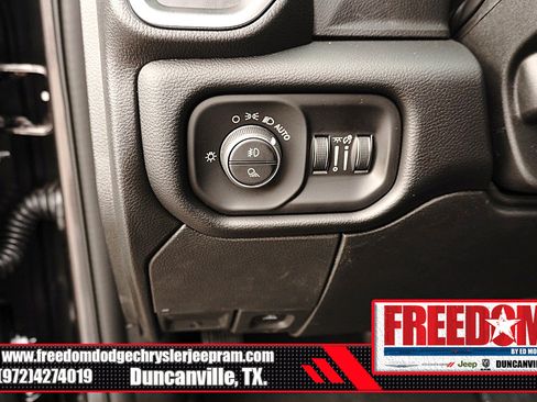 New 2026 RAM 2500 Laramie AWD/4WD image 27