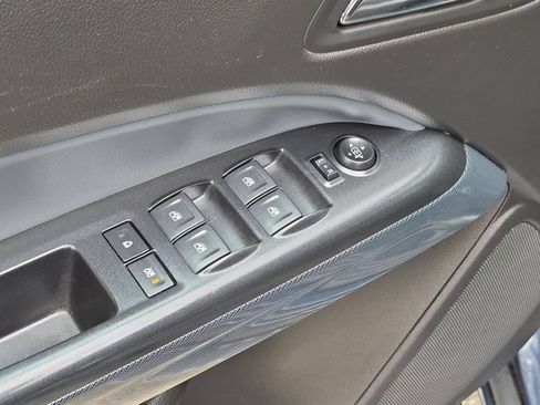 Used 2018 Chevrolet Colorado Z71 w/ Centennial Edition AWD/4WD image 11