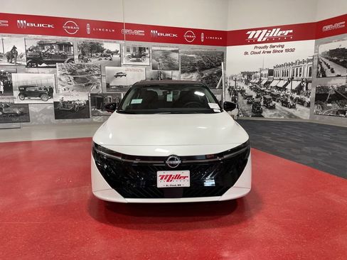 New 2026 Nissan Sentra SR w/ SR Premium Package image 9