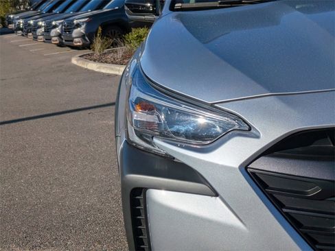 Certified 2025 Subaru Outback Premium w/ Popular Package #1A image 9