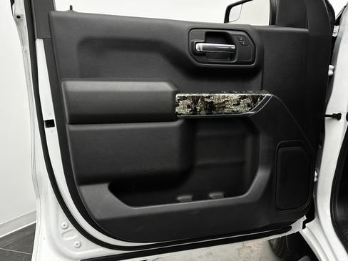 Used 2022 Chevrolet Silverado 1500 Custom Trail Boss w/ Realtree Special Edition image 10