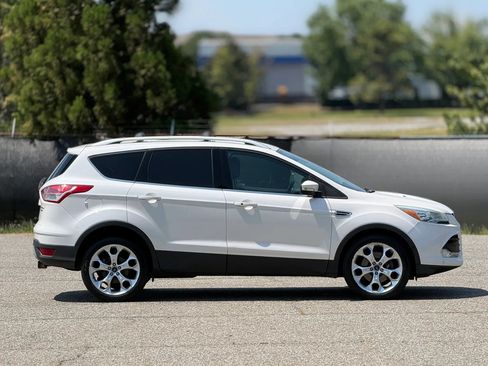 Used 2013 Ford Escape Titanium w/ Parking Technology Pkg AWD/4WD image 7