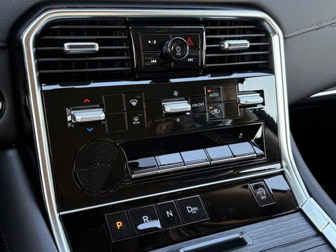 New 2026 Nissan Armada SV image 11