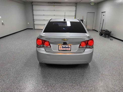 Used 2016 Chevrolet Cruze LTZ FWD image 3