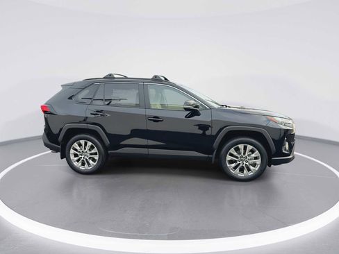 New 2025 Toyota RAV4 XLE Premium image 9