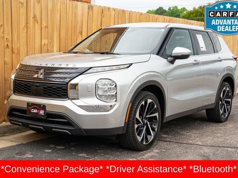 Used 2022 Mitsubishi Outlander ES AWD/4WD image 1