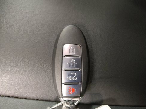 Used 2022 Nissan Murano SV FWD image 32