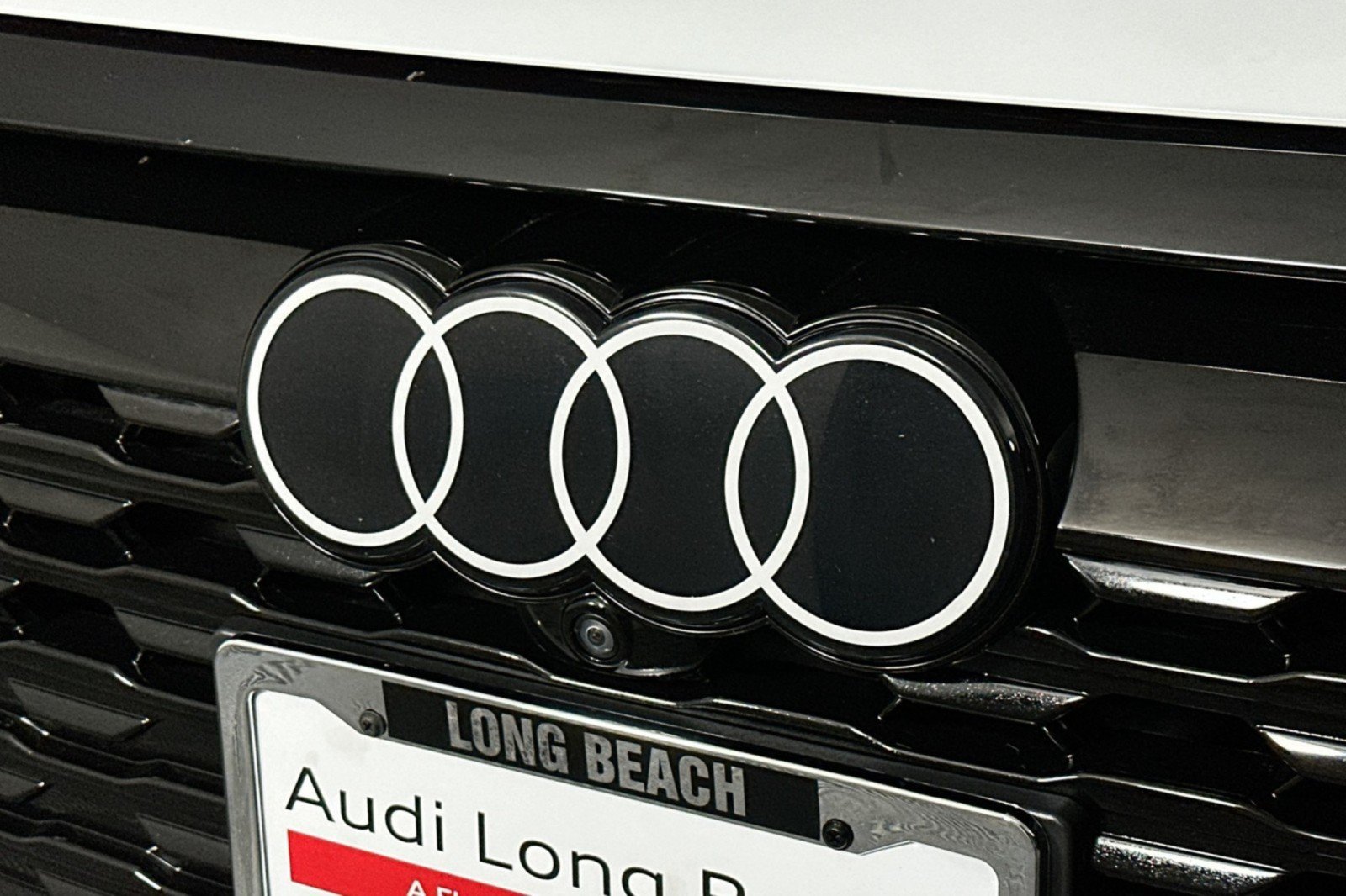 Used 2024 Audi Q8 e-tron Premium Plus w/ Premium Plus Package AWD/4WD image 15
