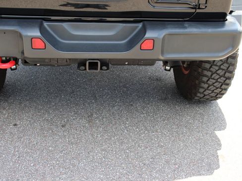 Used 2021 Jeep Wrangler Unlimited Rubicon AWD/4WD image 5