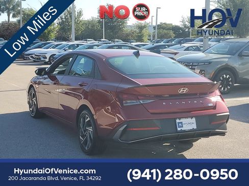 Certified 2025 Hyundai Elantra Sport FWD image 6