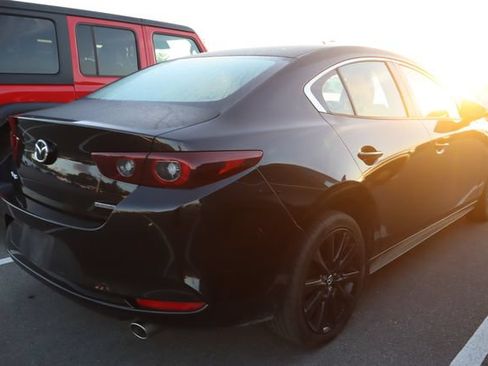 Used 2025 MAZDA MAZDA3 s FWD image 2