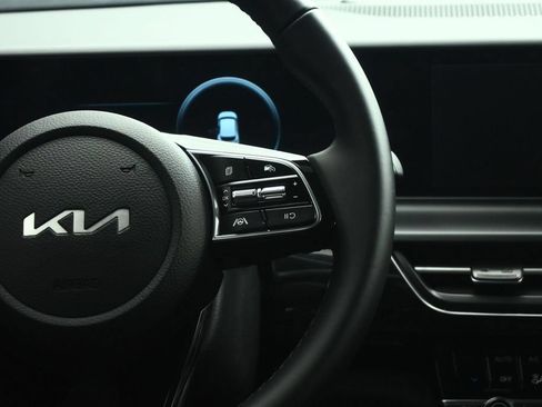 Certified 2024 Kia Seltos S FWD image 43
