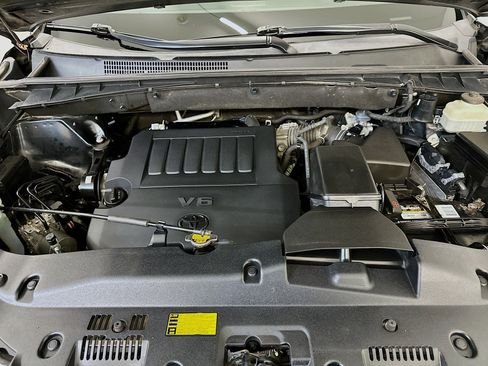 Used 2015 Toyota Highlander Limited Platinum image 37