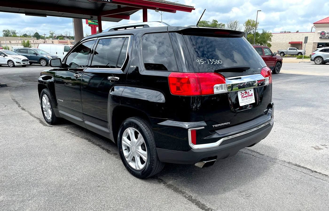 Used 2017 GMC Terrain SLT AWD/4WD image 4