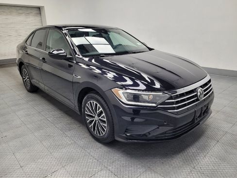Used 2019 Volkswagen Jetta SEL FWD image 13