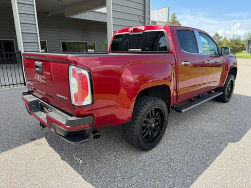 Used 2017 GMC Canyon Denali RWD image 9