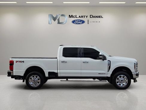 Used 2024 Ford F250 Lariat w/ Lariat Ultimate Package AWD/4WD image 6