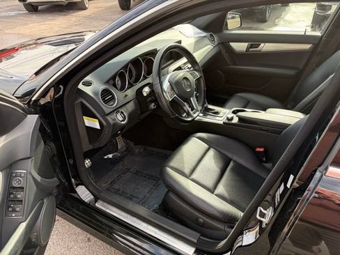 Used 2014 Mercedes-Benz C 300 4MATIC Sedan image 16