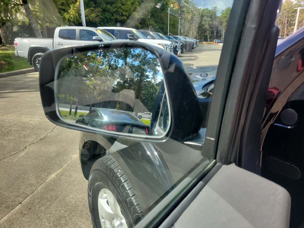 Used 2012 Nissan Frontier SV RWD image 12