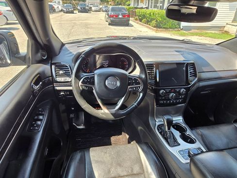 Used 2019 Jeep Grand Cherokee High Altitude AWD/4WD image 5