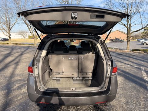 Used 2016 Honda Odyssey SE image 12