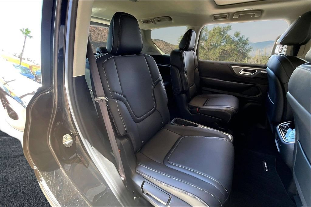 Used 2026 INFINITI QX80 Pure w/ Cargo Package AWD/4WD image 27