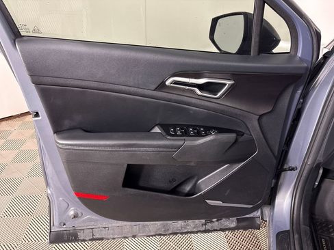 Used 2023 Kia Sportage EX FWD image 15