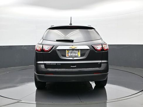 Used 2017 Chevrolet Traverse LT AWD/4WD image 6
