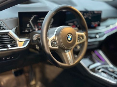 Used 2025 BMW X6 xDrive40i image 11