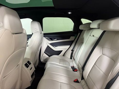 Certified 2026 Jaguar F-PACE R-Dynamic S image 19